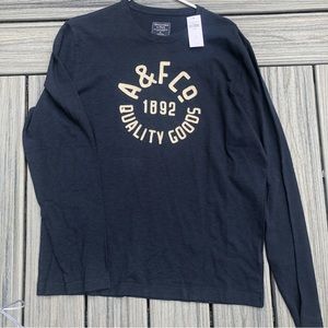New Abercrombie Navy long sleeve mens XL with raised lettering